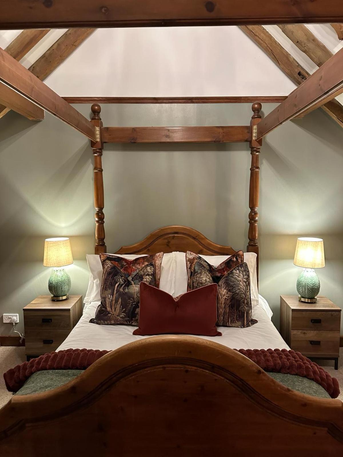 The Bull On The Green Lewes Room photo